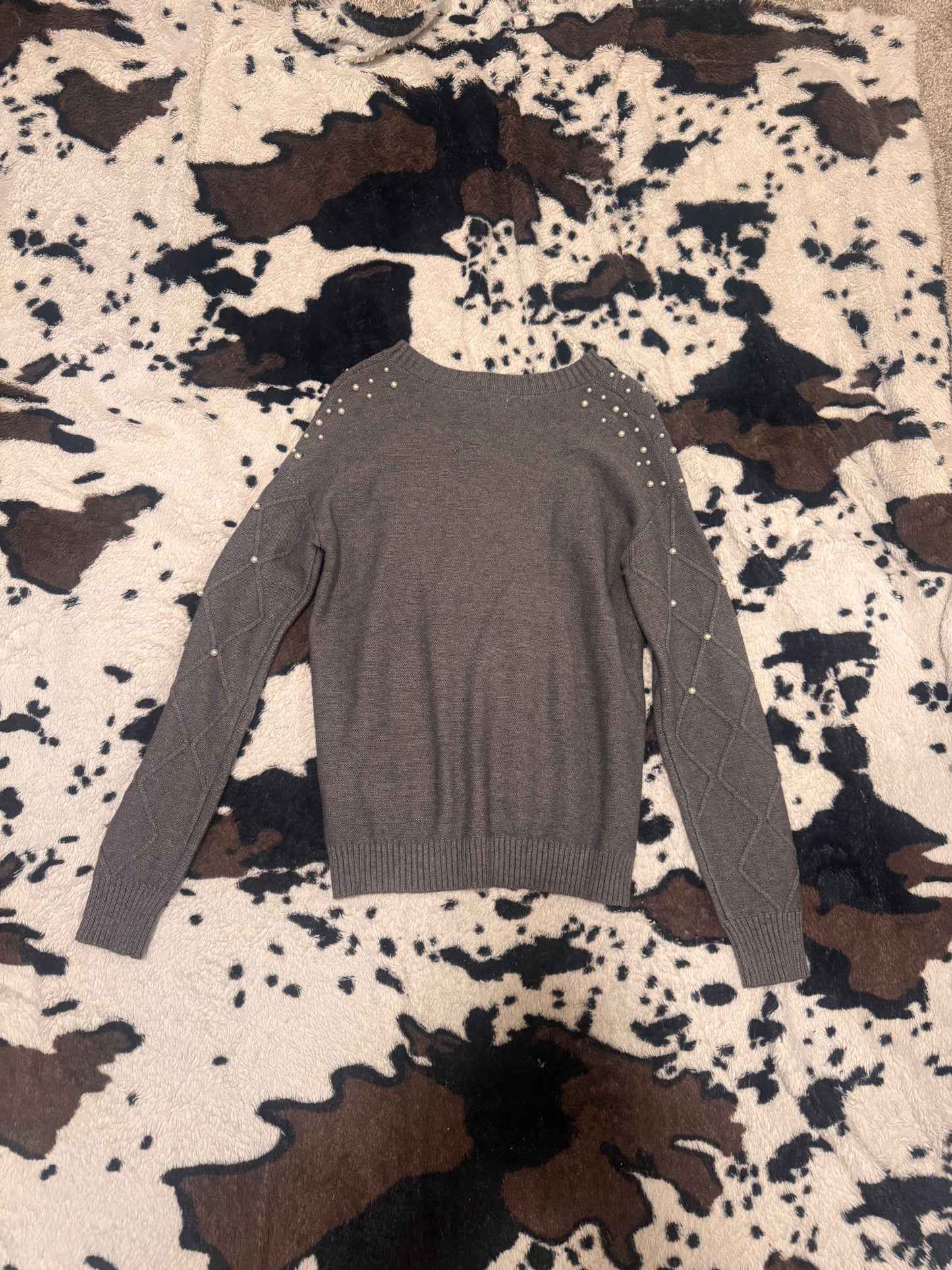 Pearl sweater