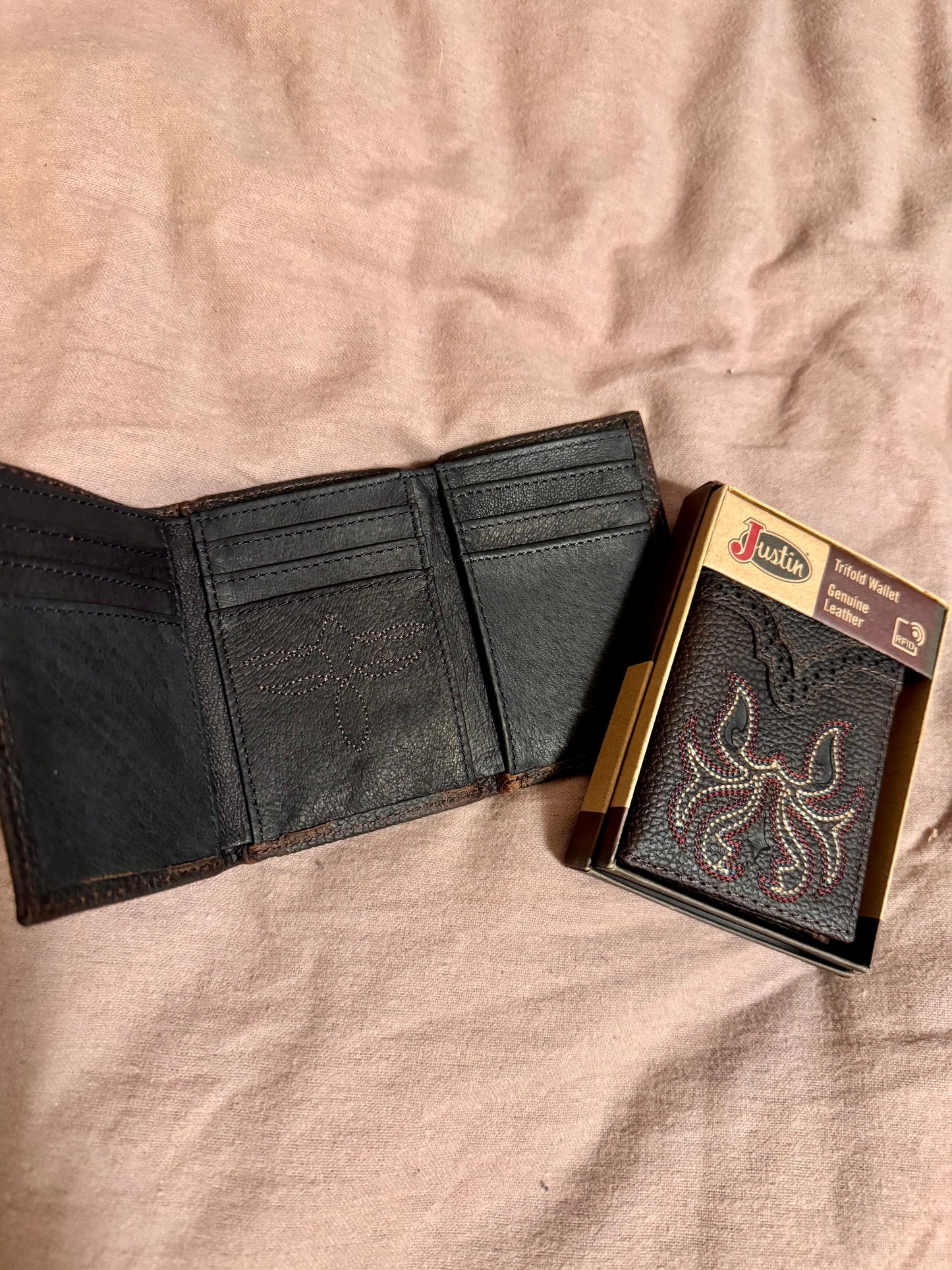 Justin men’s wallets