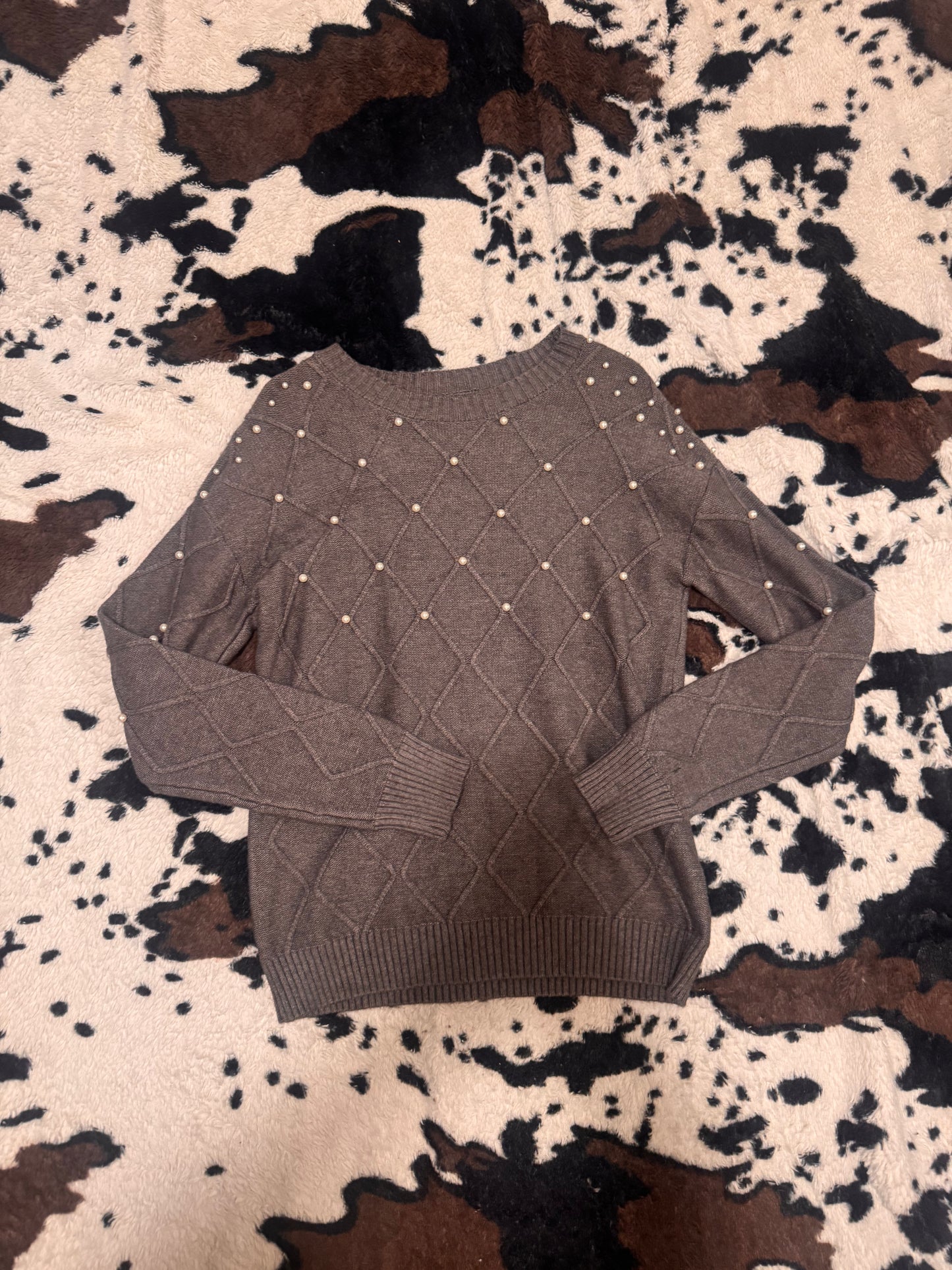 Pearl sweater