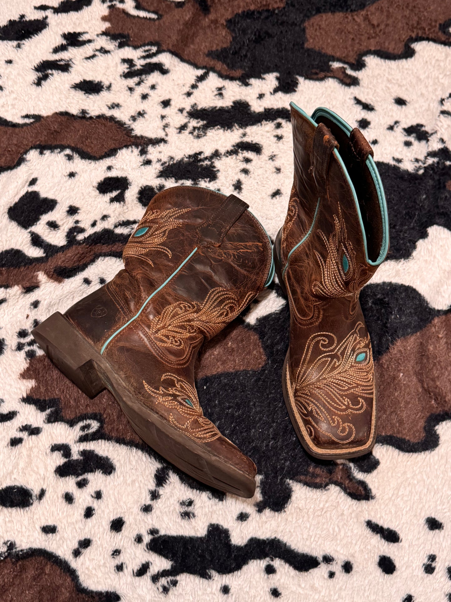 Ariat peacock boots